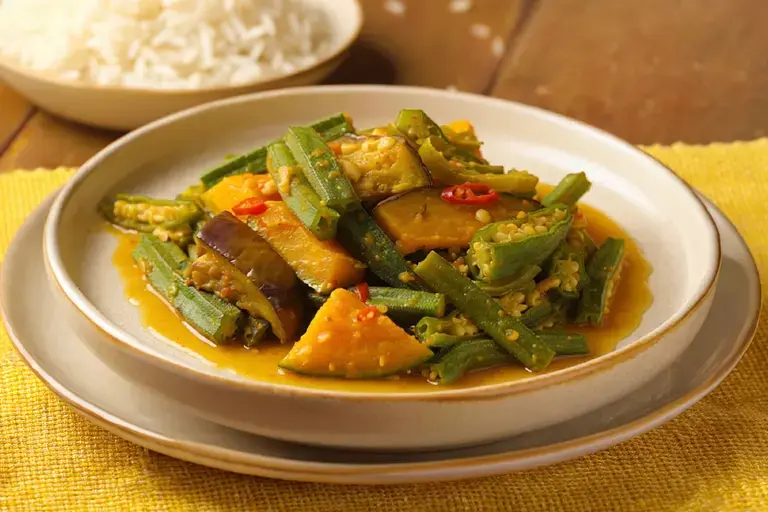 Pakbet by FEATR Media