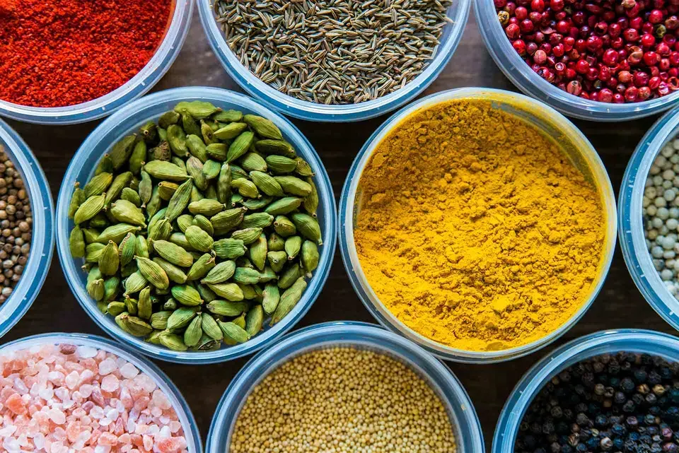 Seasoning storage