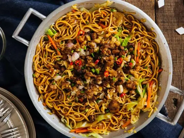 Pancit Sisig Main