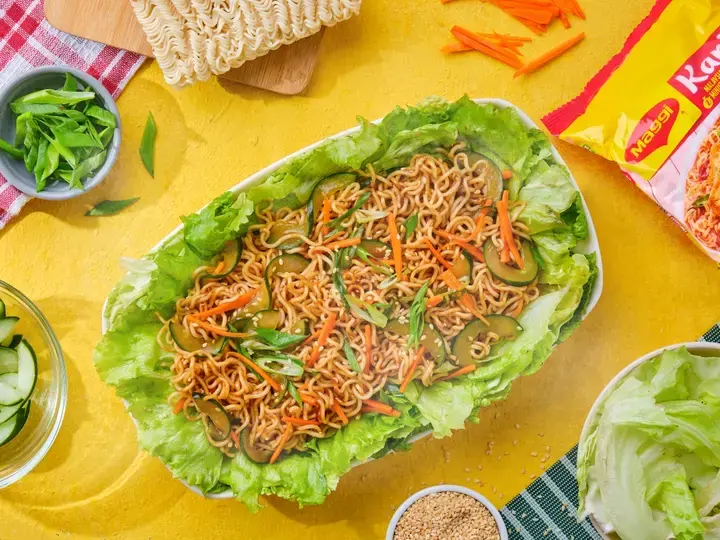 Noodle Kari Salad
