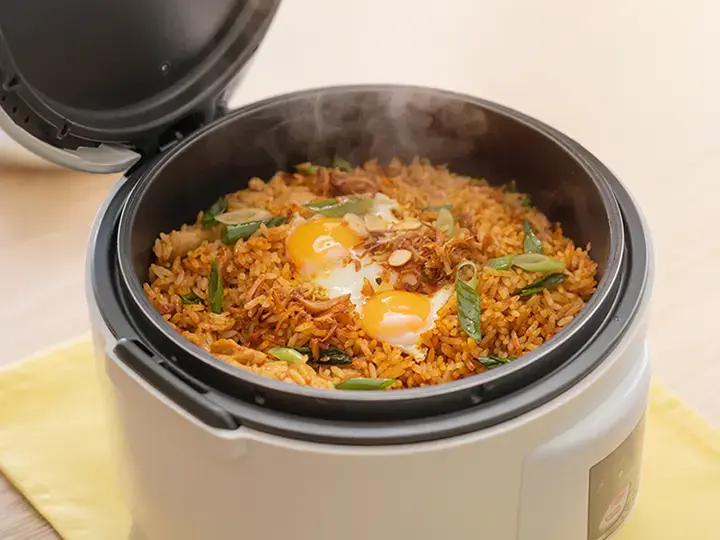 Nasi Goreng-style One Pot Rice