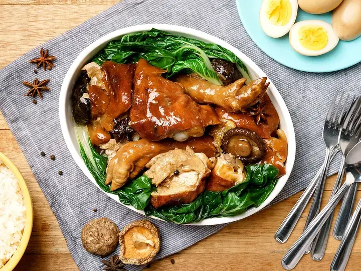 Lechon Patatim